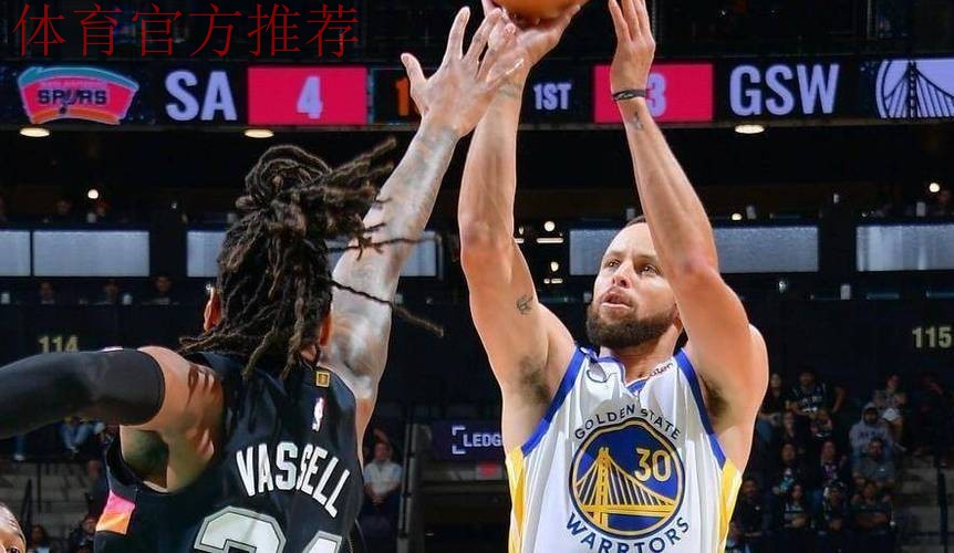 库里单节22分刷爆NBA纪录,文班31+15+10+8失误,勇士逆转马刺 库里单节22分刷爆NBA纪录,文班31+15+10+8失误,勇士逆转马刺